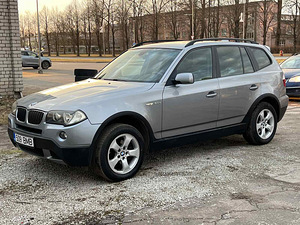 BMW X3 2.0D (1 фото из 10)