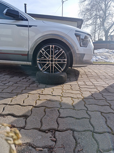 Новые литые диски Kia 17" (2 фото из 4)