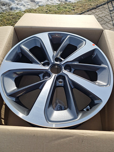 Новые литые диски Kia 18" (1 фото из 4)