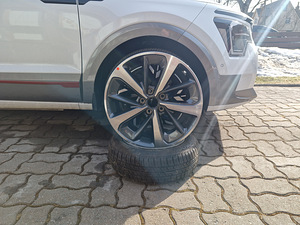 Новые литые диски Kia 18" (2 фото из 4)
