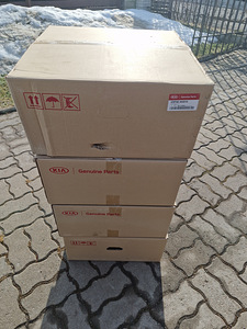 Новые литые диски Kia 18" (4 фото из 4)