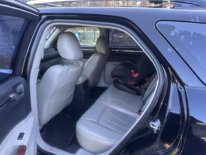 Chrjsler 300c (4 фото из 9)