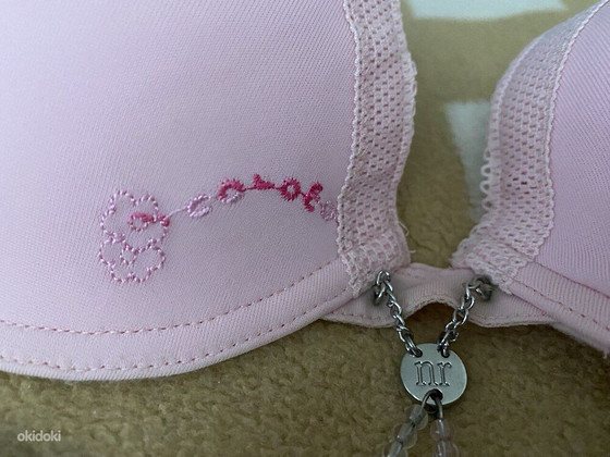 Unpadded wire bra in Pink Colour UK 34A EU 75A No Romeo