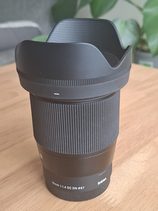 Sigma 16mm F1,4 DC DN Sony E-mount (1 foto / 4)