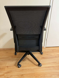 Kontoritool võrkseljatoega (ergonoomiline, must) (2 foto / 6)