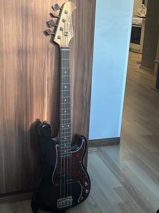 Мини Бас джаз. (2 фото из 3)