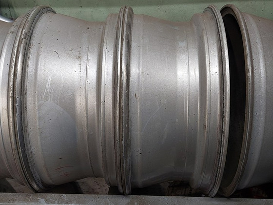 Mazda valualumiiniumveljed R16