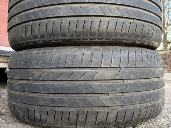 225/40/19 Bridgestone suverehvid 2tk dot2024