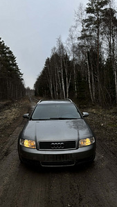 Audi A4 (1 фото из 9)