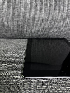 iPad (2 foto / 3)