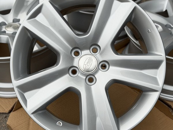 17" Subaru originaalveljed 5x100 (nagu uued)