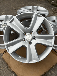 17" Subaru originaalveljed 5x100 (nagu uued) (1 foto / 10)