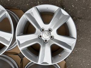 17" Subaru originaalveljed 5x100 (nagu uued) (4 foto / 10)