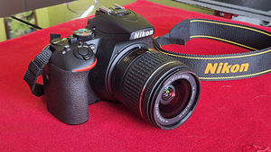 Nikon D5600 KIT 18-55VR (1 фото из 4)