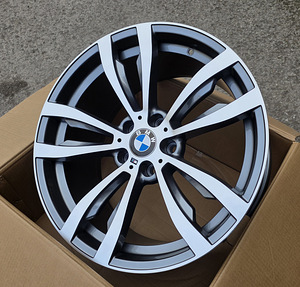 R20 диски 5x120 BMW x5 x6 f15 f16 e70 e71 e53 469M - новые (3 фото из 4)