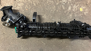 F10,F30,F01 Впускн. коллектор двигателя BMW N57N 11617811909 (1 фото из 4)