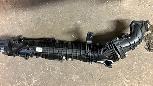 F10,F30,F01 Впускн. коллектор двигателя BMW N57N 11617811909 (2 фото из 4)