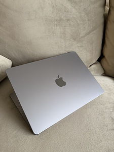 Apple MacBook Air 13” (M3, 2024) (2 фото из 3)