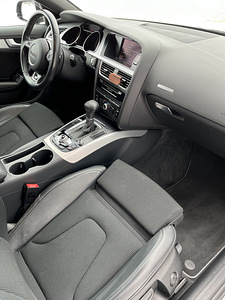 Audi A5 3.0 TDI 160 kW Quattro S-line, 11.2015 (9 foto / 15)