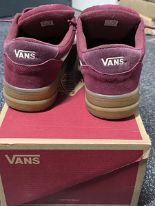 Vans р.45 (7 фото из 8)