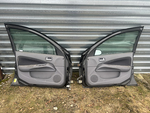 Nissan almera komplektsed uksed (6 foto / 7)