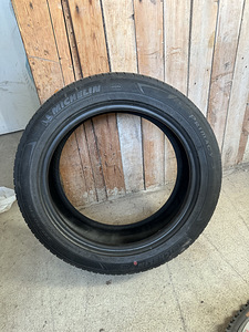 Suverehvid Michelin 225/50/R18 (1 foto / 3)
