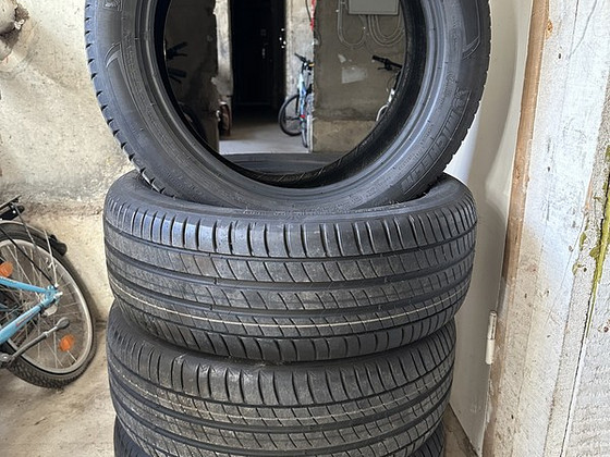 Suverehvid Michelin 225/50/R18