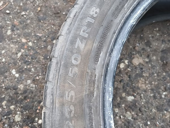235/50/18