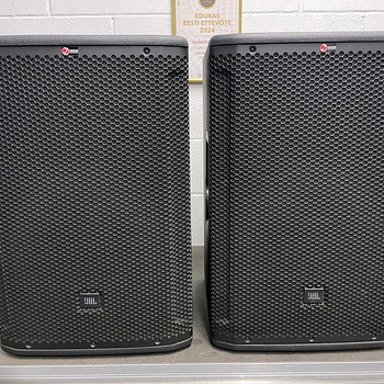 JBL SRX812P