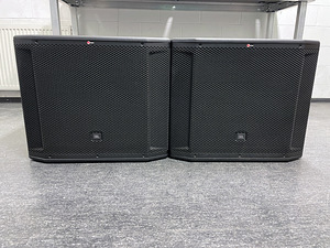 JBL SRX818SP + колеса + сумка для переноски (1 фото из 2)