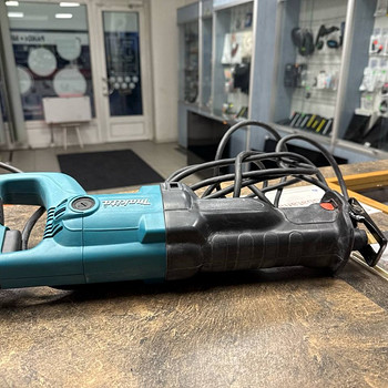Электрический сабельный пила Makita JR3050T