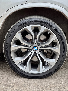 BMW Style 451 erilaiused 20’ OEM veljed rehvidega (uueväärse (5 foto / 10)