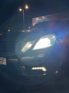 Пакет Mercedes-Benz AMG (7 фото из 9)