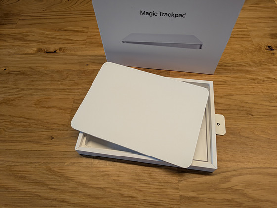 Apple Magic Trackpad 2 (A1535 - Lightning)