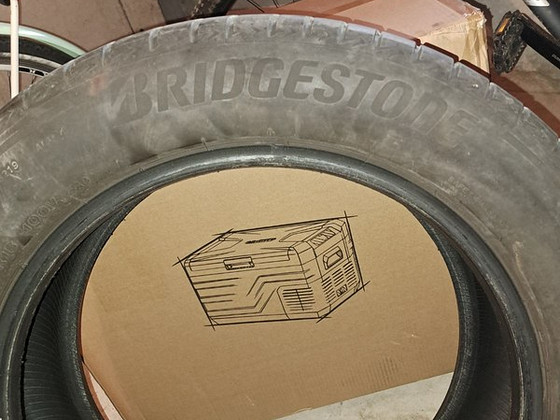 Летние шины Bridgestone 235/55R18
