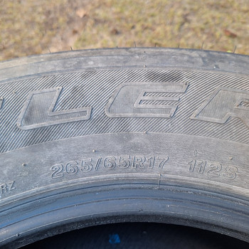 265/65 R17