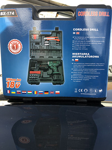 Дрель (2 фото из 4)