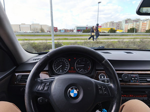 BMW E91 (11 foto / 11)