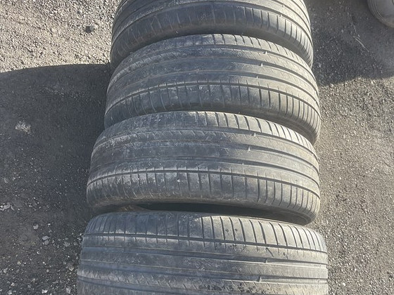 Michelin Pilot Sport 4. 18r