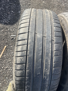 Michelin Pilot Sport 4. 18r (2 фото из 6)
