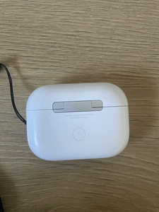 AirPods Pro (2nd generation) (4 foto / 6)