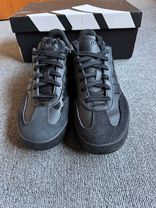 Meeste Adidas tossud (1 foto / 5)