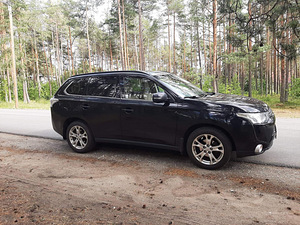 Mitsubishi Outlander 3 2.0 110kw бензин (6 фото из 8)