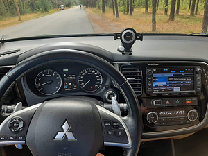 Mitsubishi Outlander 3 2.0 110kw бензин (8 фото из 8)