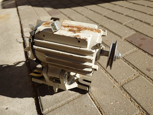 Servo mootor HO HSING 550W (1 foto / 3)