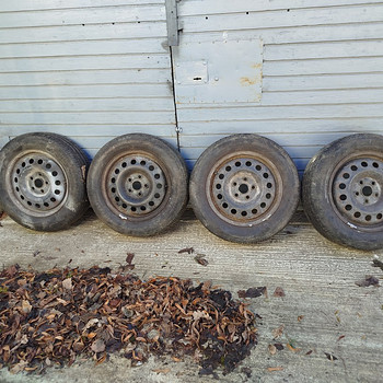 Veljed + Rehvid pirelli R16