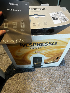 Кофемашина Nespresso verturo plus (2 фото из 5)