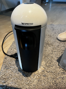 Кофемашина Nespresso verturo plus (5 фото из 5)