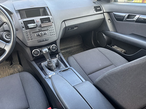 Mercedes-Benz (7 фото из 9)