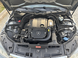 Mercedes-Benz (9 фото из 9)